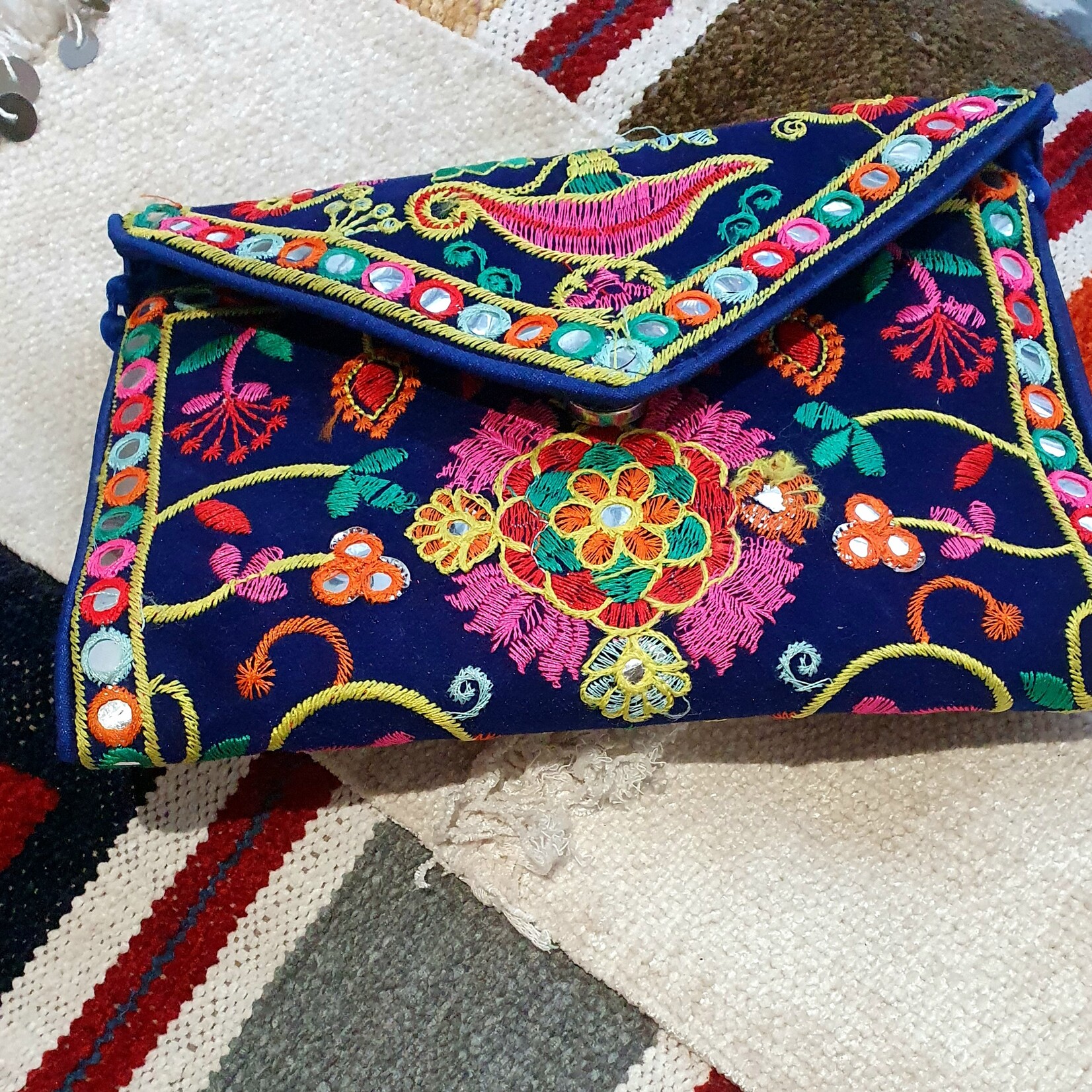 Berber shoulder pouch