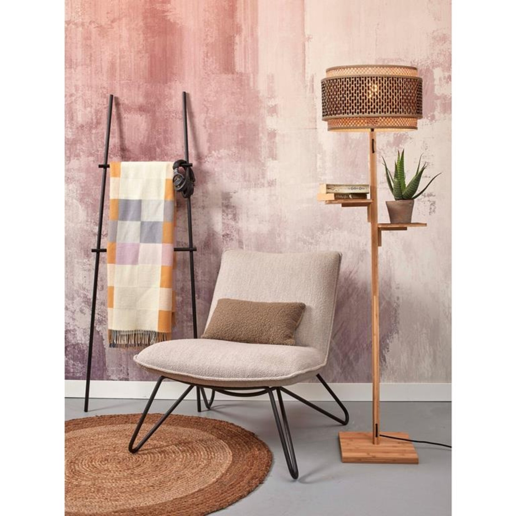 Good&Mojo Bhutan vloerlamp met plankje - naturel frame