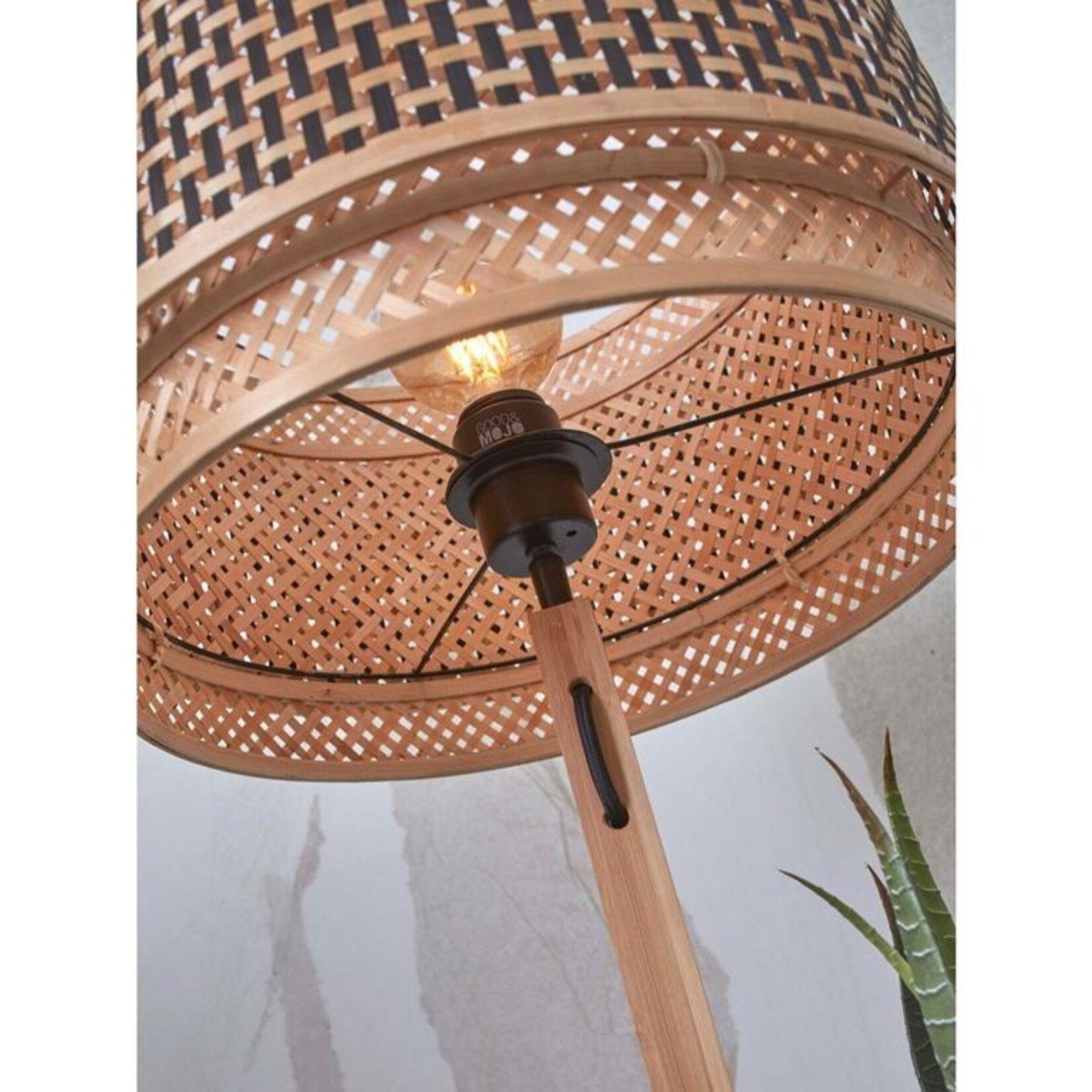 Good&Mojo Bhutan vloerlamp met plankje - naturel frame