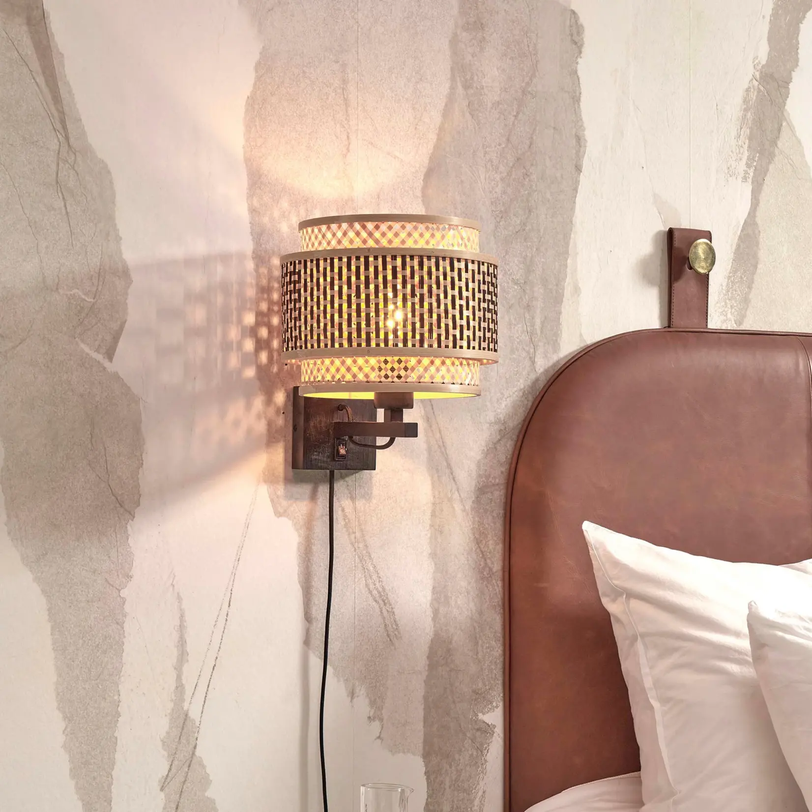 Good&Mojo Bhutan wandlamp - zwart frame