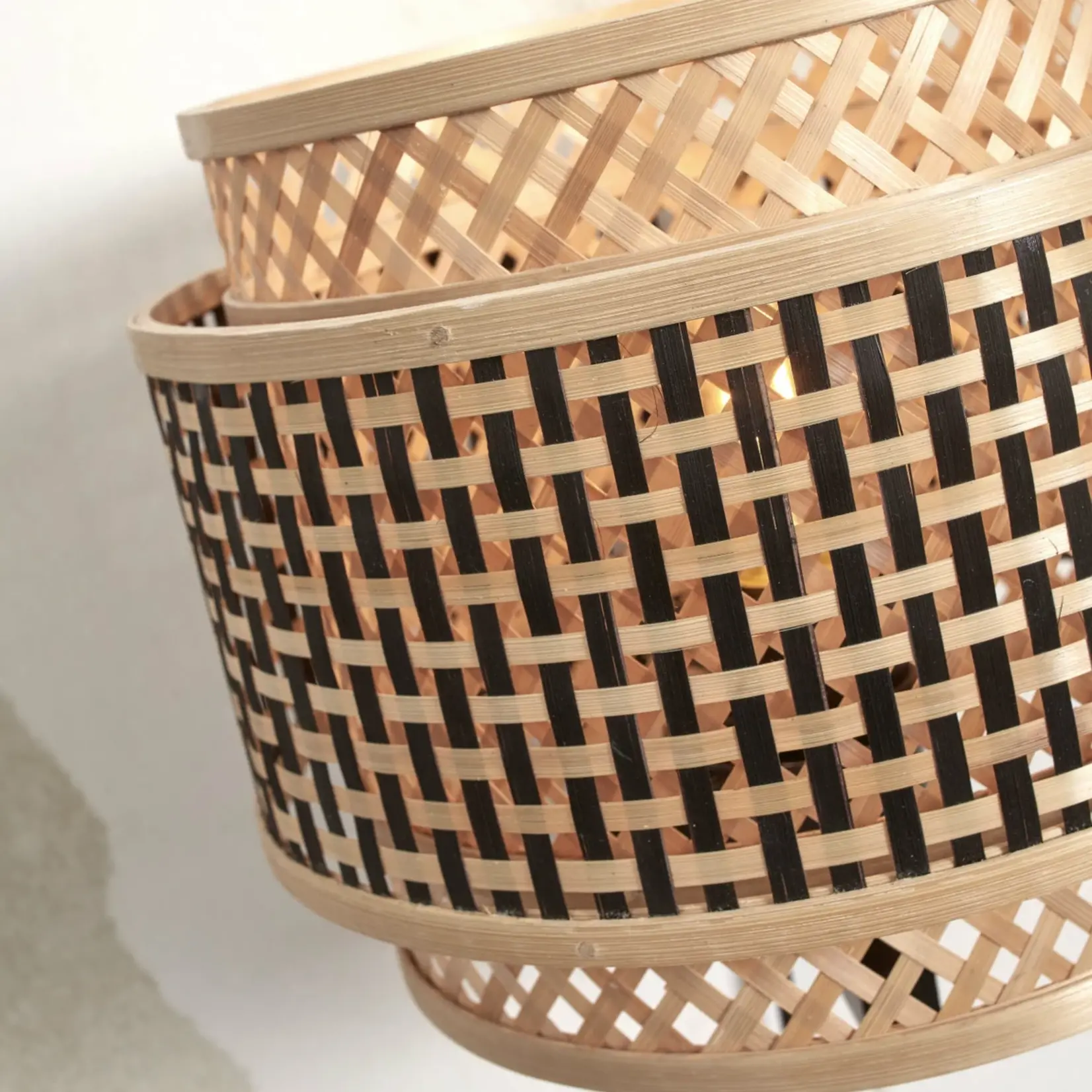 Good&Mojo Bhutan wandlamp - zwart frame