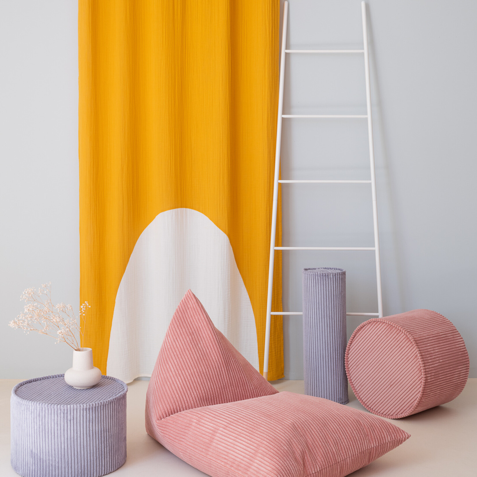 Wigiwama Pink Mousse Big Lounger