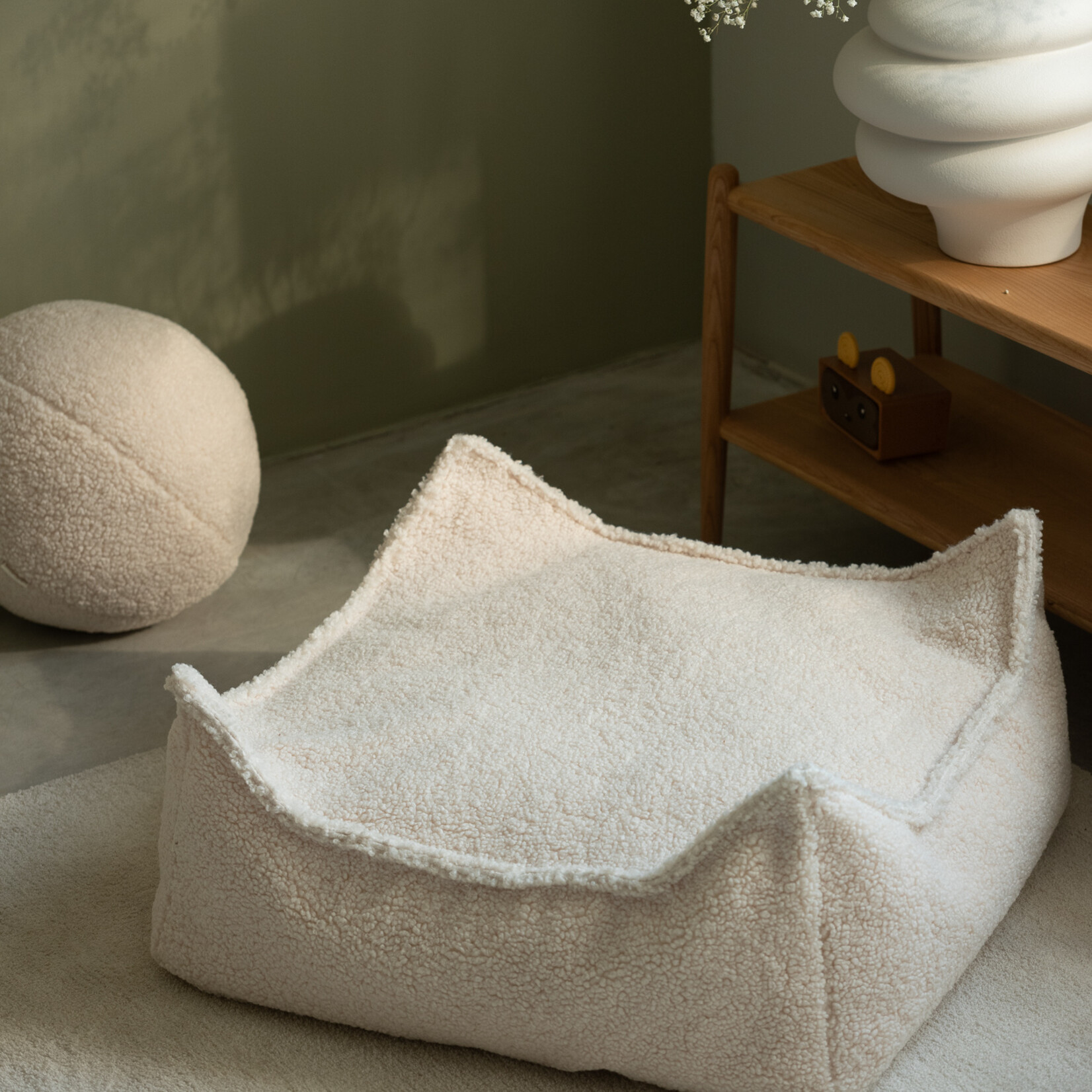 Wigiwama Cream White Square Ottoman