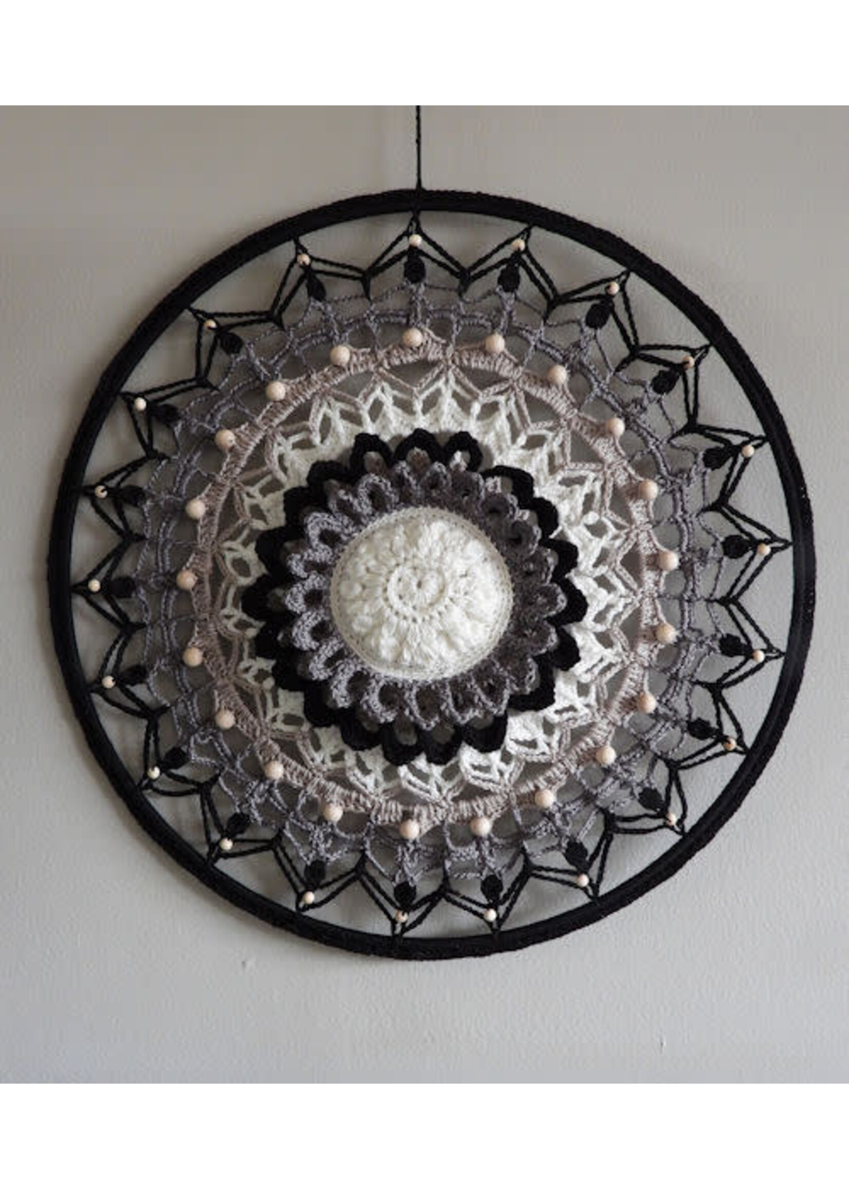 Funny haakpakketten Funny Mandala Flower Classic large 40 cm haakpakket