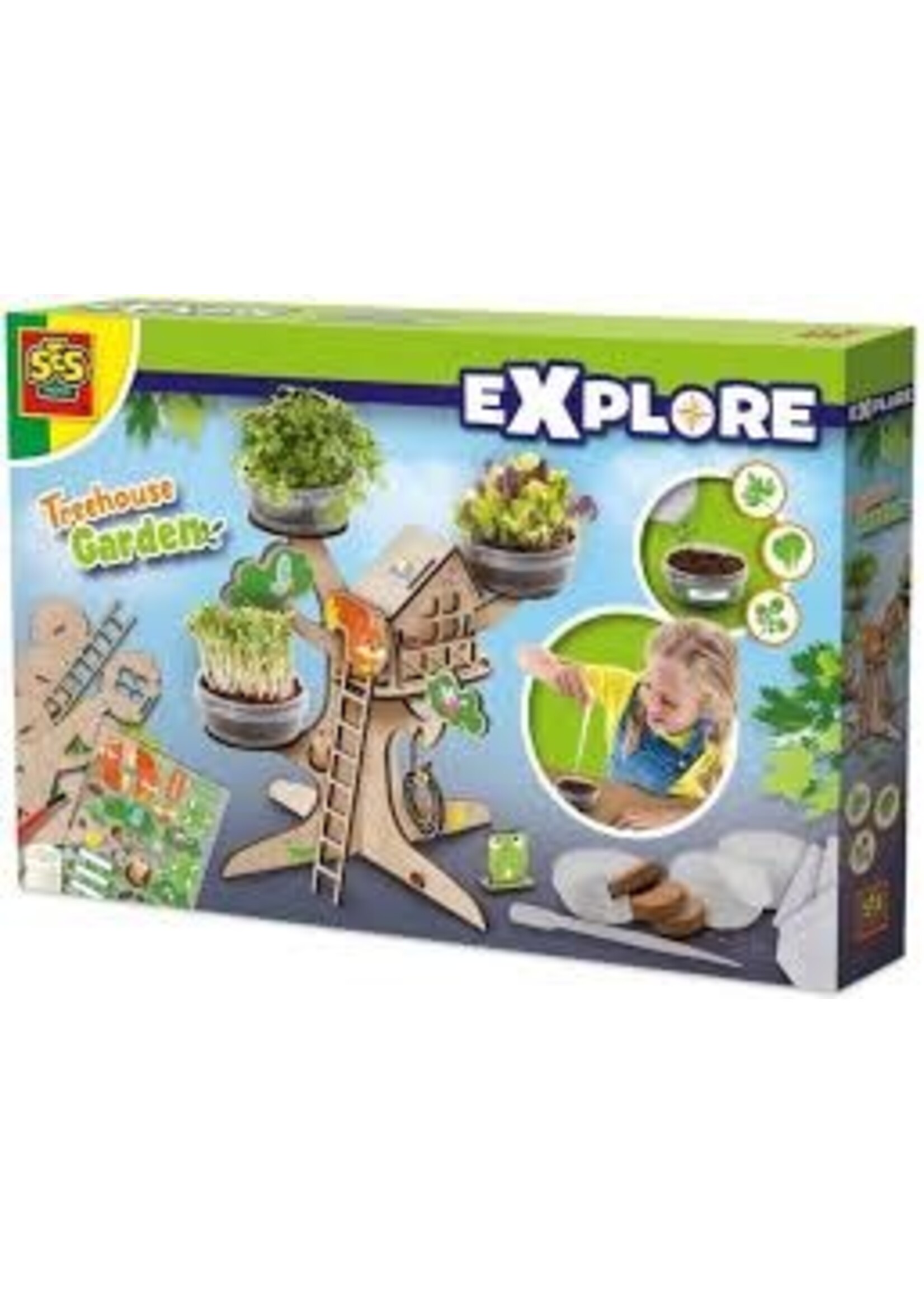 SES Ses Boomhut tuin