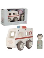 Little Dutch Little Dutch Ambulance Met Pegdoll FSC