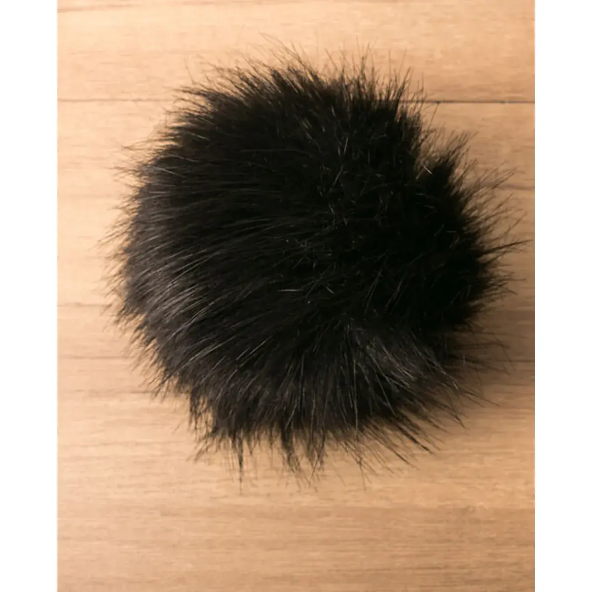 Pompon maron noir