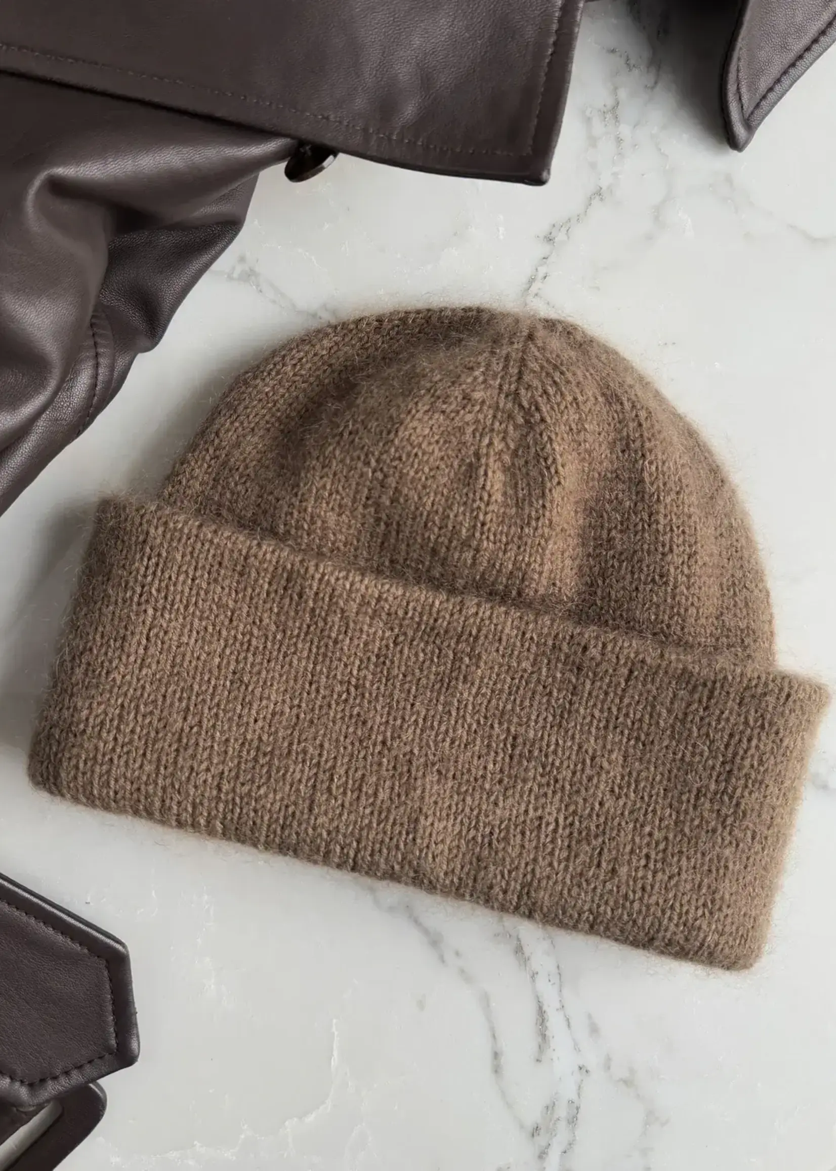 Oslo Hat  -PetiteKnit -breipatroon NDL