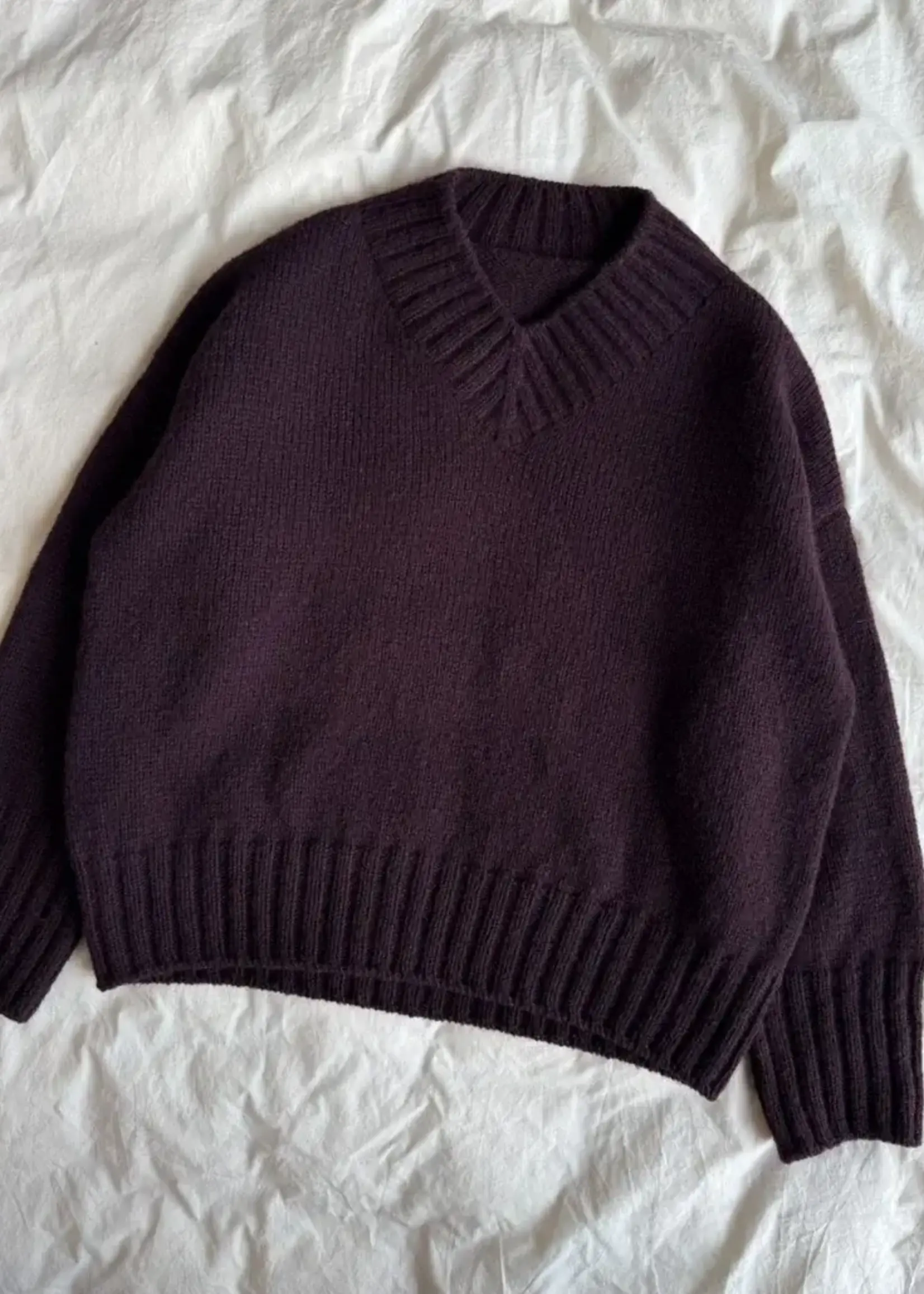 Hannah Sweater V-neck -PetiteKnit -breipatroon NDL