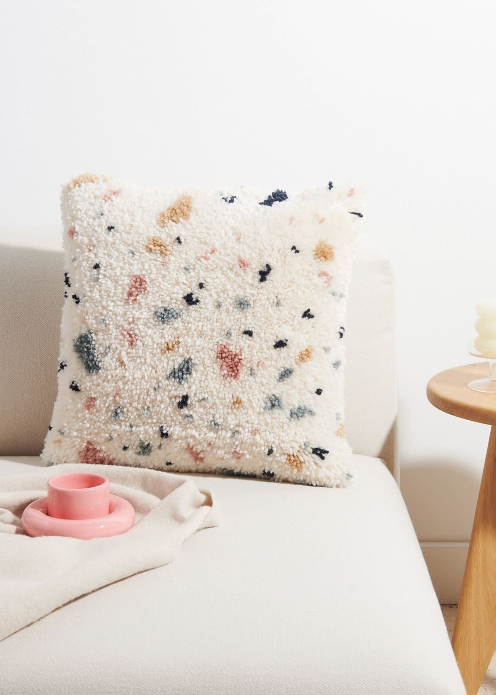 Rico Hooki Hooki knoopset kussen terrazzo