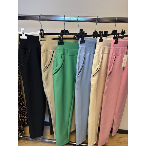 Yu en Me broek Ecru/gebroken wit
