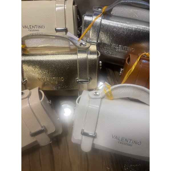 Valentino Valentino:wit/lak