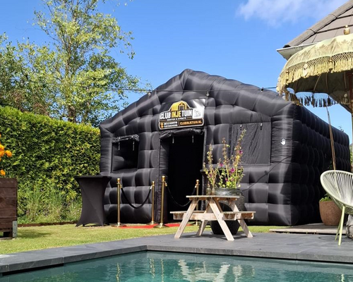 Opblaasbare partytent huren? Zo organiseer je een geslaagd tuinfeest