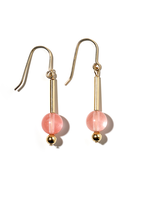 NANA LOU, Ohrhänger, 14-karat gold filled, rosa Quarz