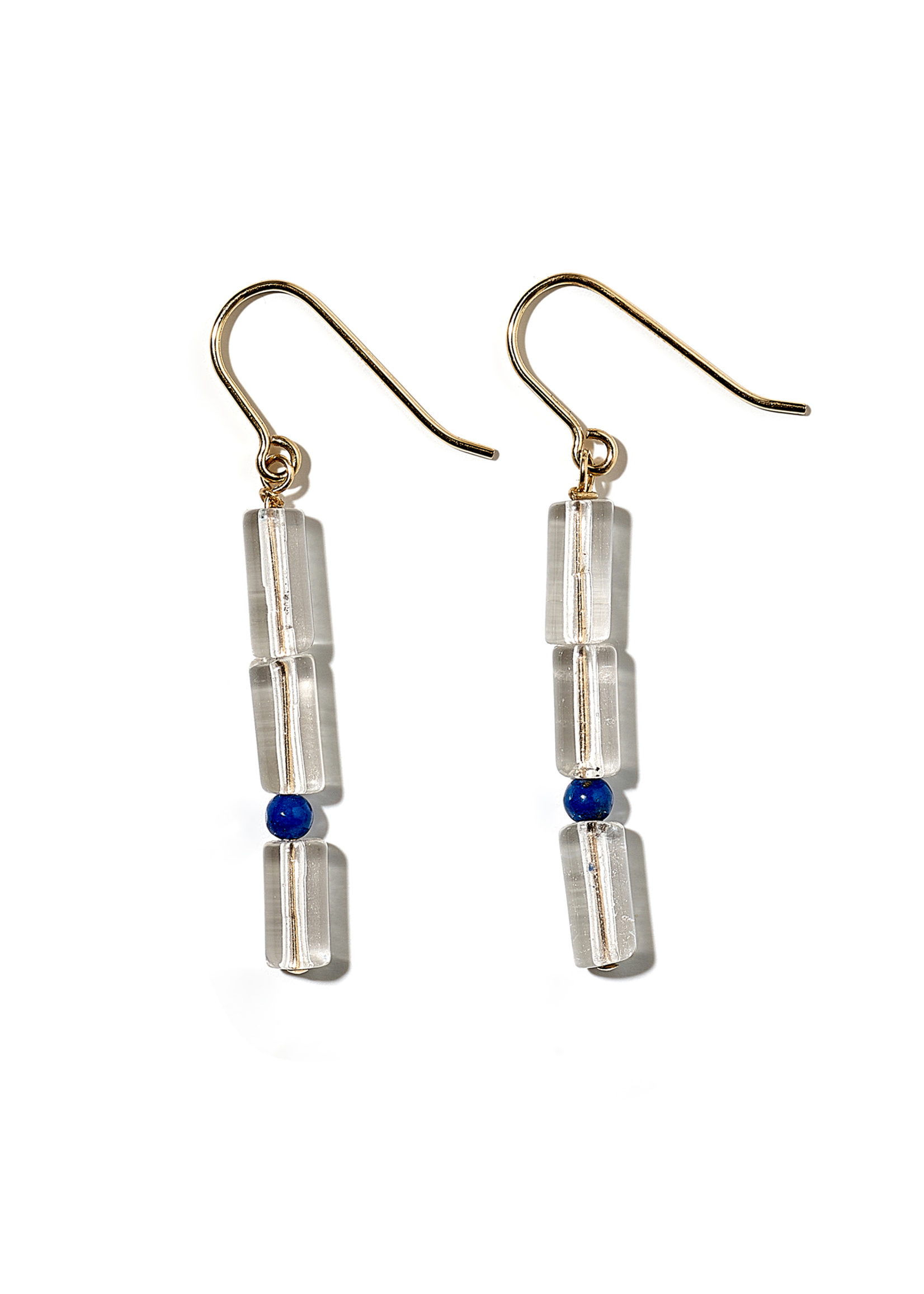 SABINA, Ohrhänger, 14-karat gold filled, Bergkristall und kleiner Lapis Lazuli