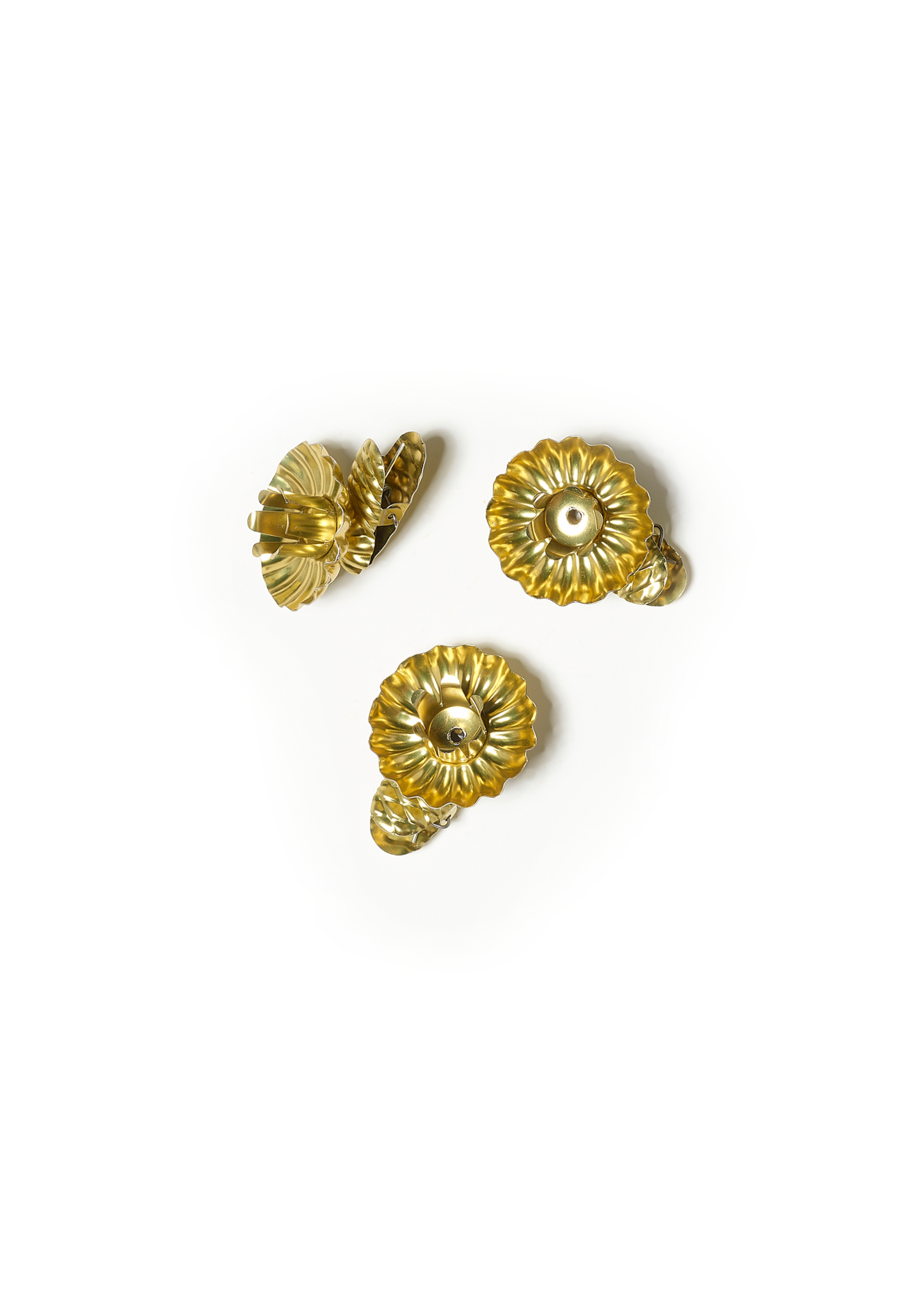 10 goldene Baumkerzenhalter