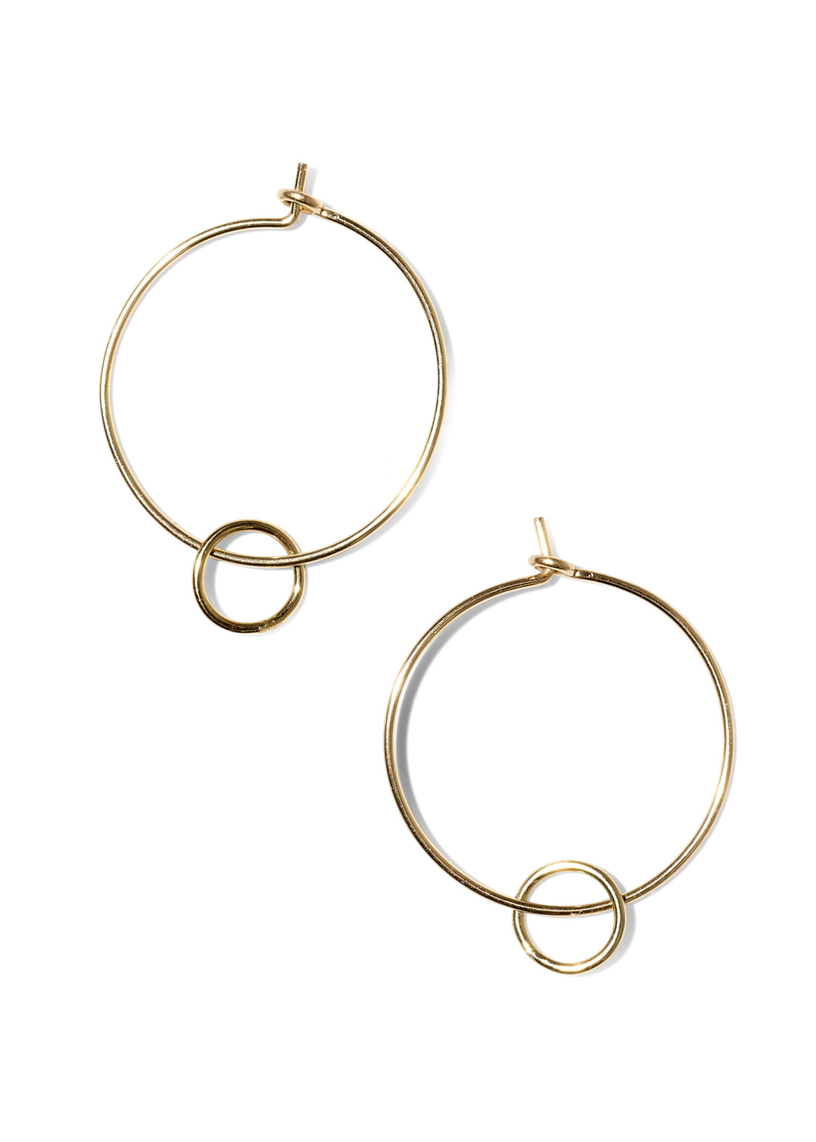 LANNI, big hoop earrings, 14-karat gold filled.