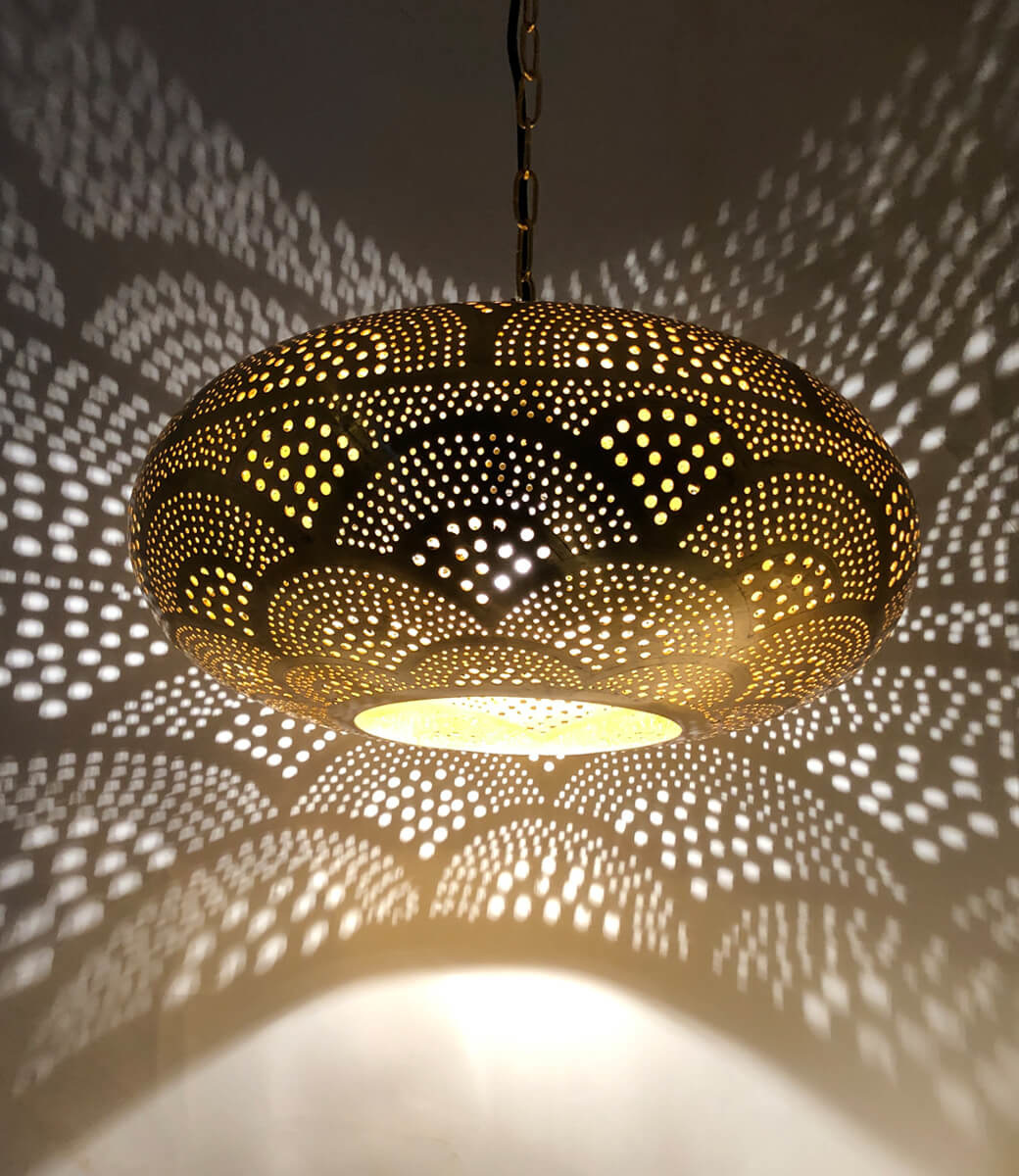 Filigrane runde Hängelampe mit Gold