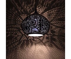 Hängelampe mit filigranem