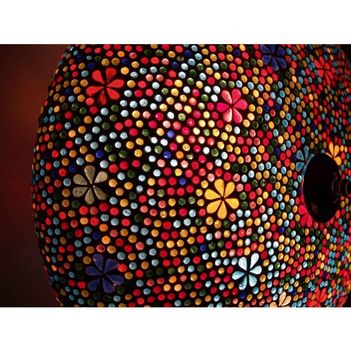 Orientalische Deckenlampe mit Mosaikblumen