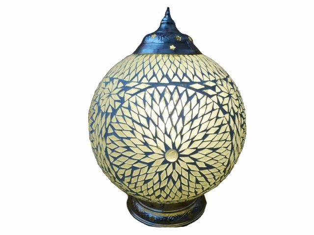 Orientalische Tischlampe aus Glasmosaik