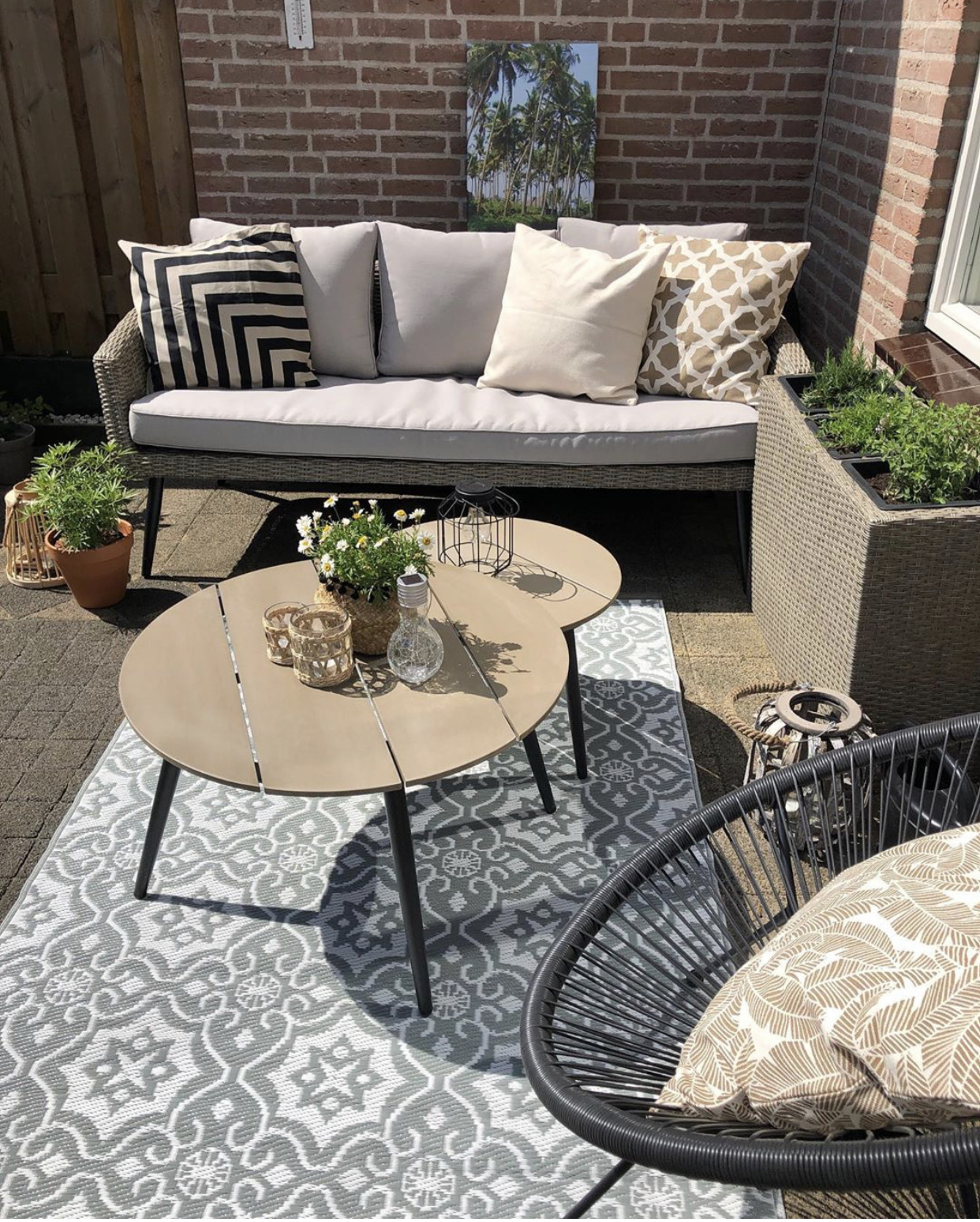 Grauer Outdoor-Teppich im orientalischen Stil