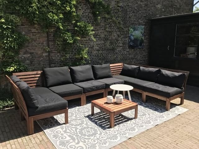 Grauer-weißer Outdoor-Teppich