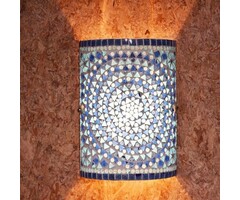 Wandlampe mit orientalischem blauen Mosaik
