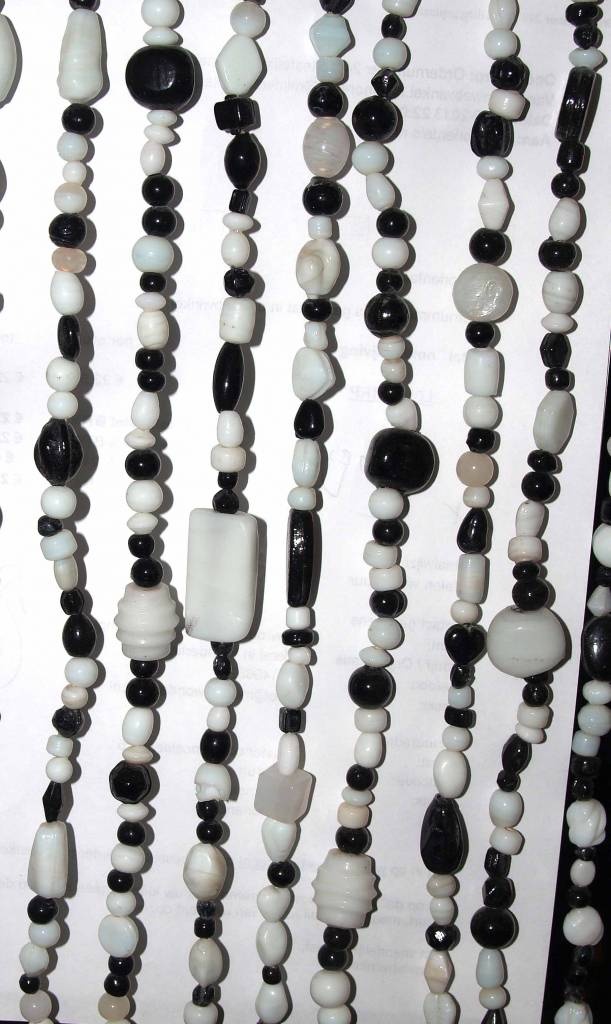 Glasperlenvorhang Schwarz-Weiß