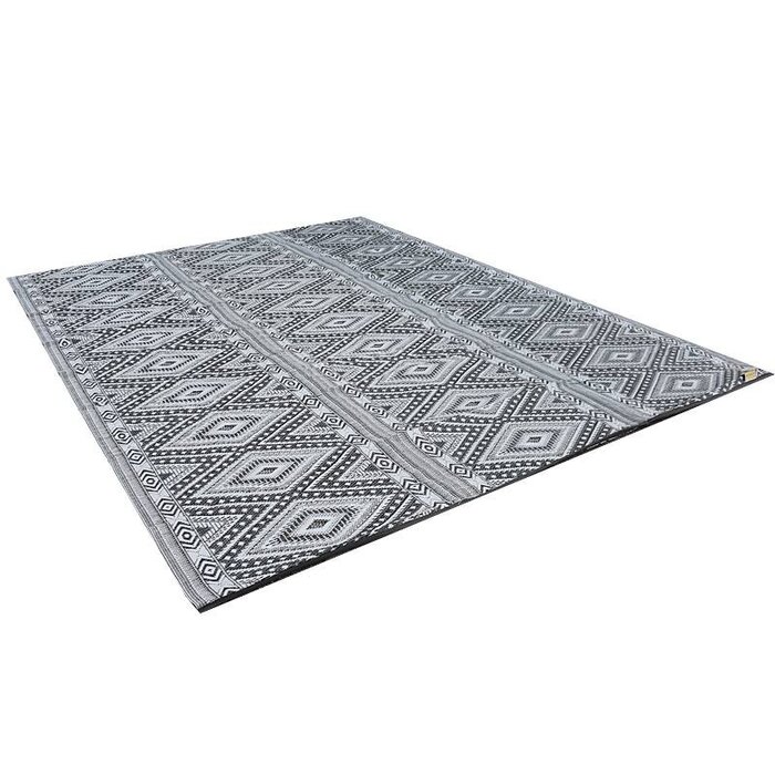 Wonder Rugs Großer Outdoor-Teppich in Schwarz, Weiß und Grau.