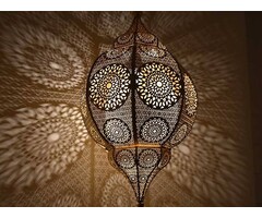 Filigrane Hängelampe in Gold