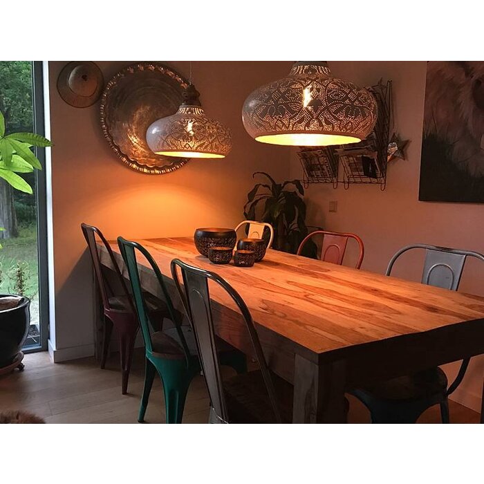 Weiße filigrane große offene Hängelampe