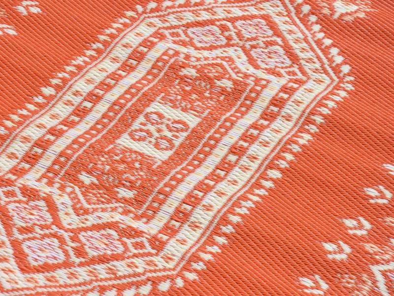 Wonder Rugs Oranger Teppich mit Gold für draußen