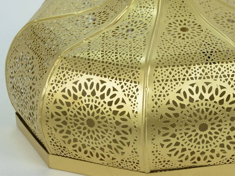 Goldene filigrane Deckenlampe