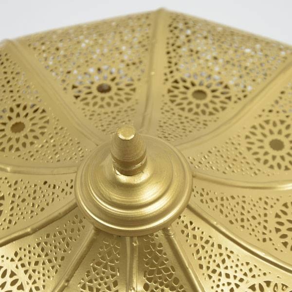 Goldene filigrane Deckenlampe