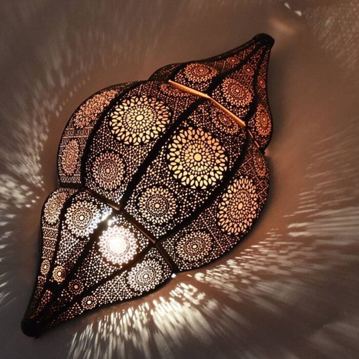 Schwarze Kupfer-Wandlampe