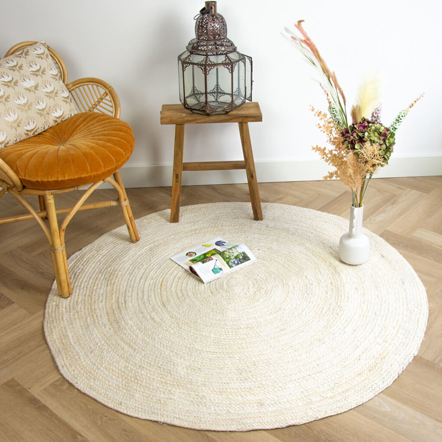 Weißer runder Jute-Teppich