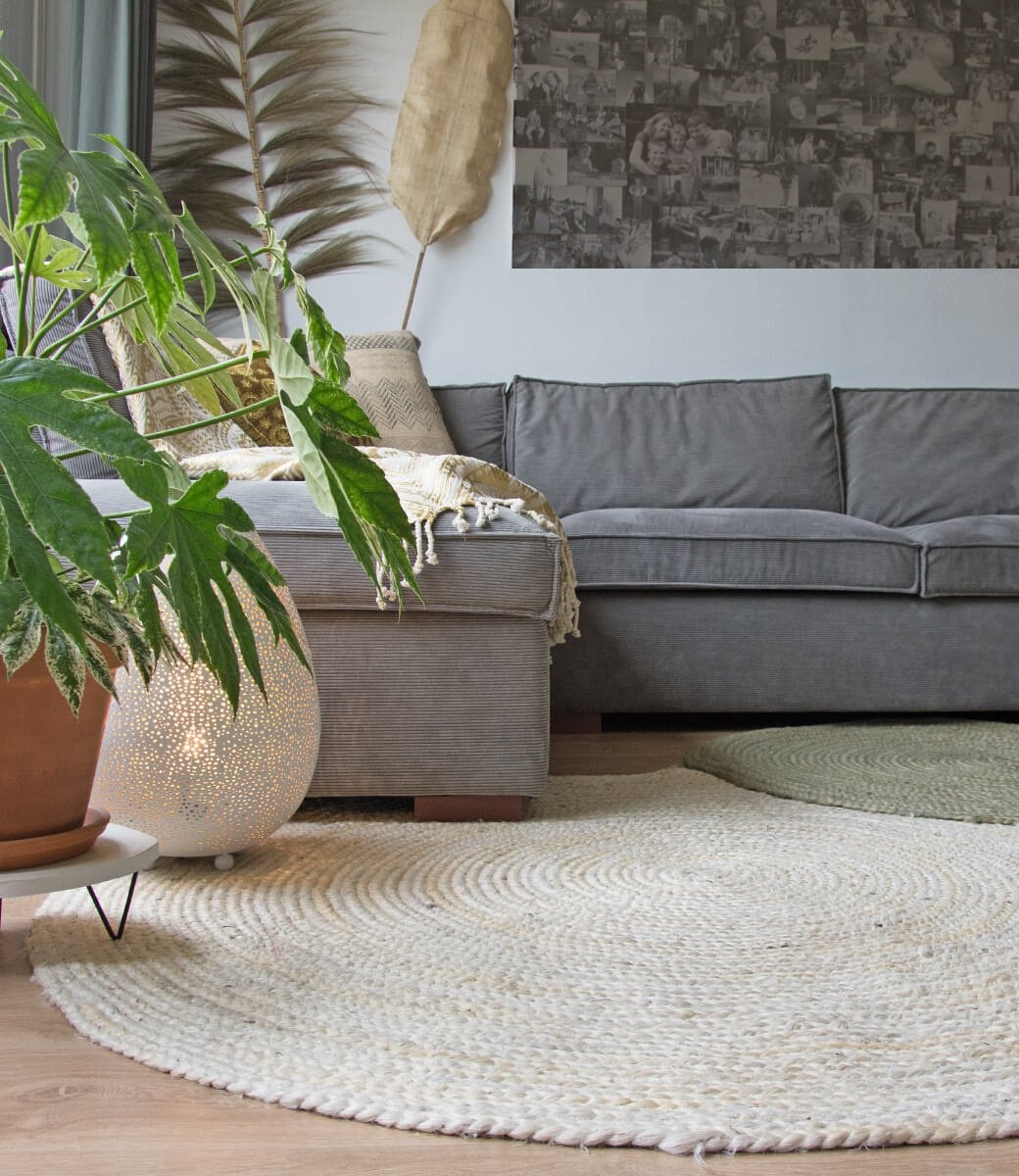 Weißer runder Jute-Teppich