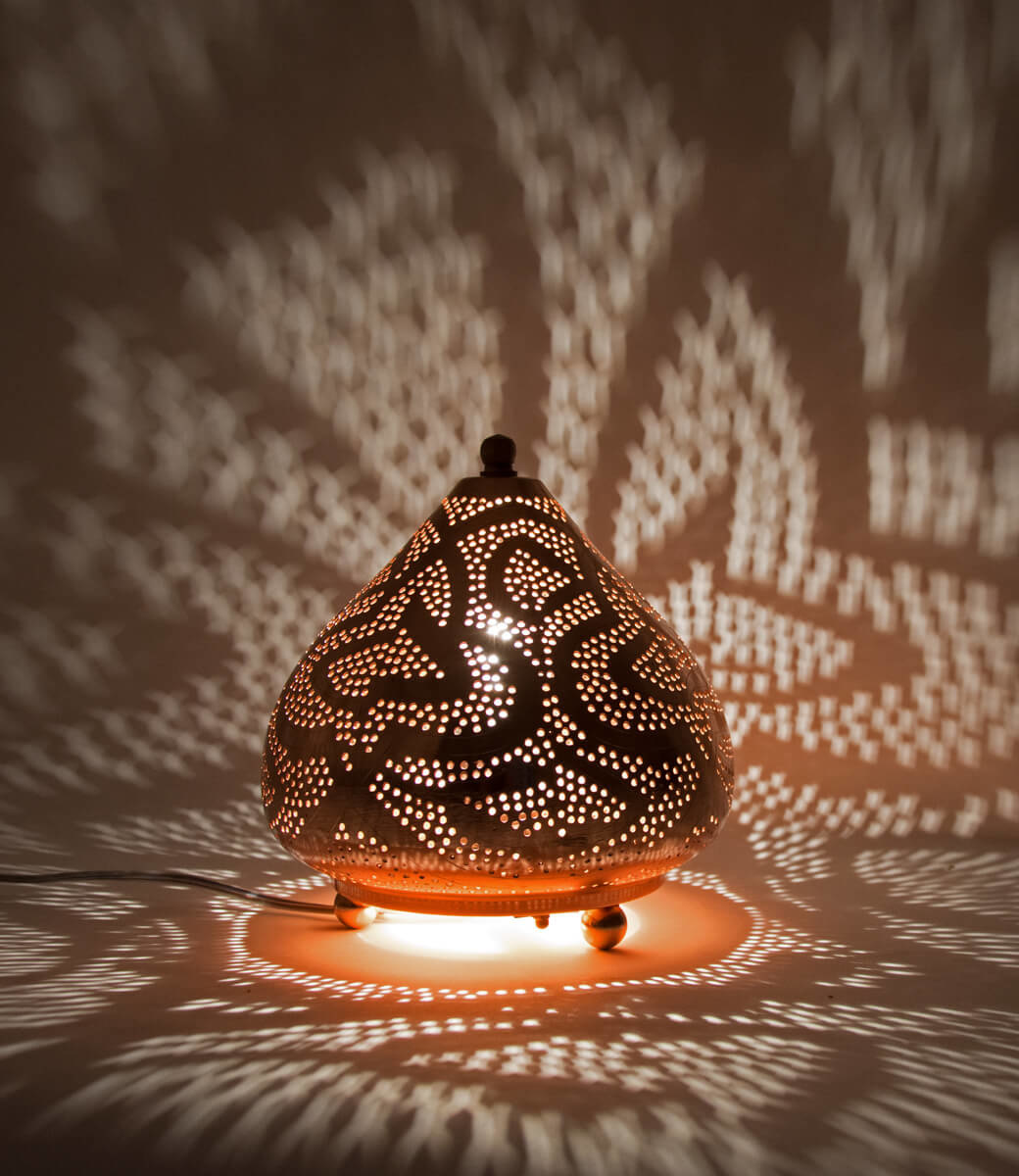 ägyptische Tischlampe aus Kupfer