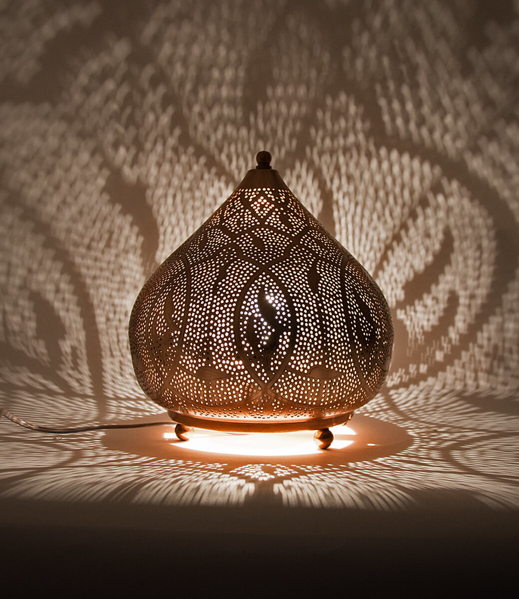 Orientalische Tischlampe aus Kupfer