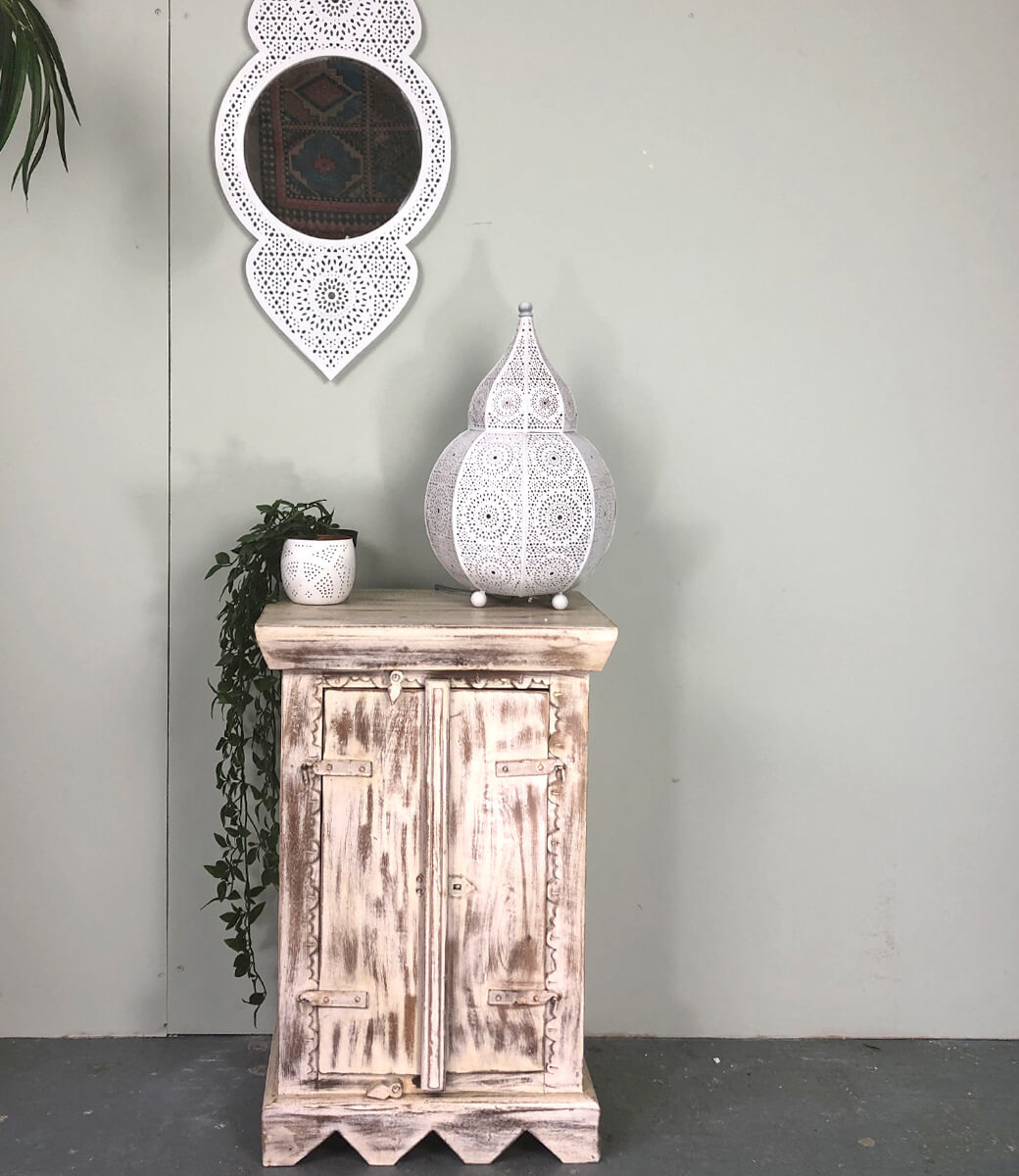 1001-Nacht-Tischlampe in Weiß