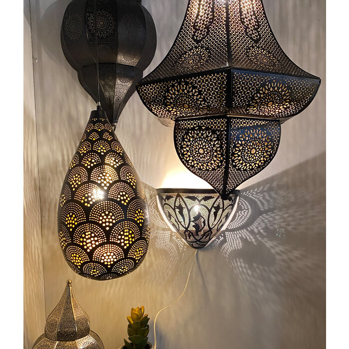 Orientalische Wandlampe mit Mondmotiv