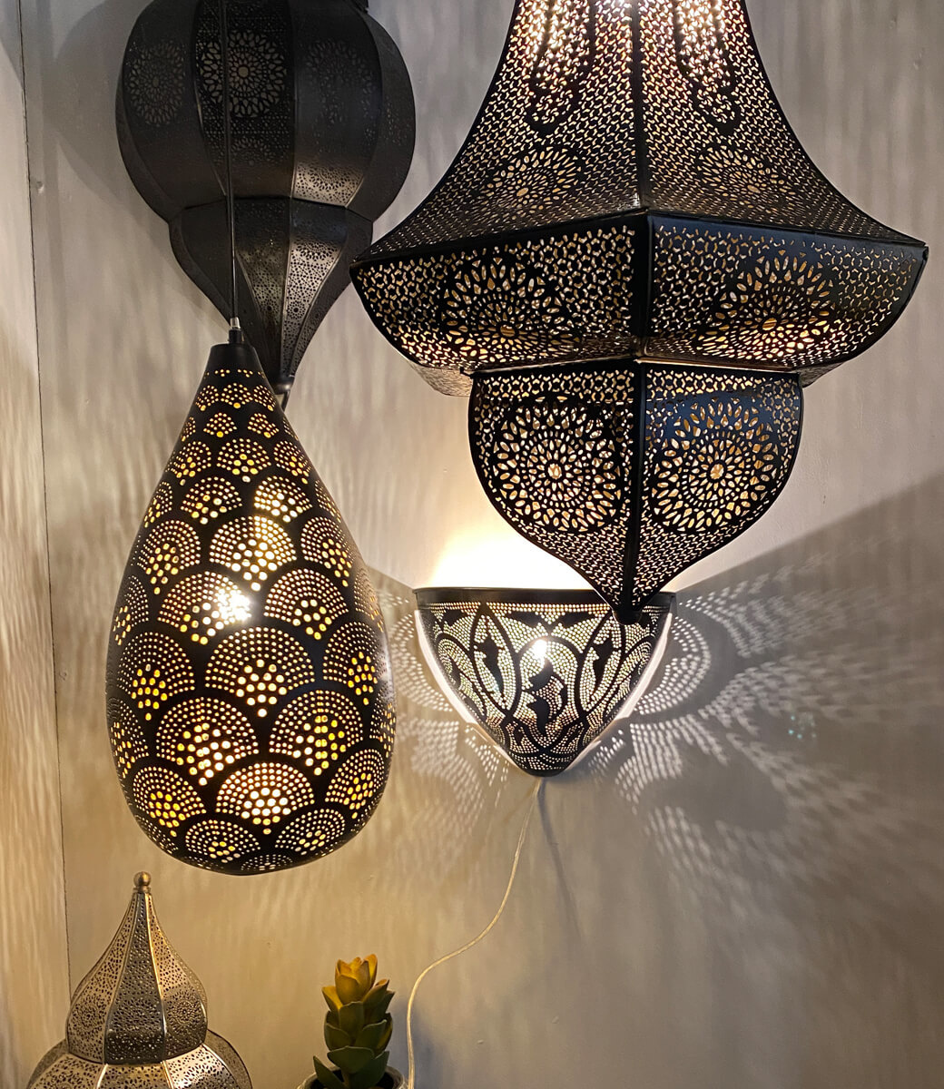 Orientalische Wandlampe mit Mondmotiv