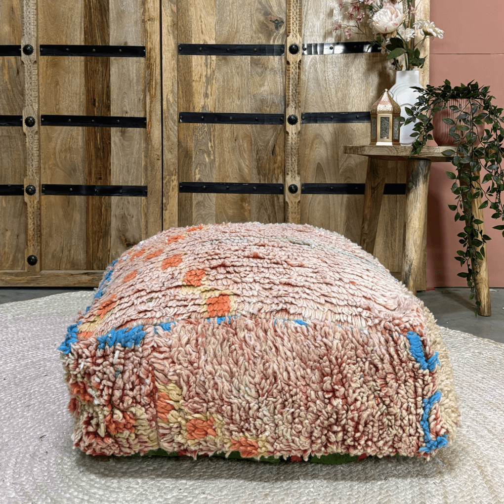 Marokkanischer Pouf in Beige/Lila