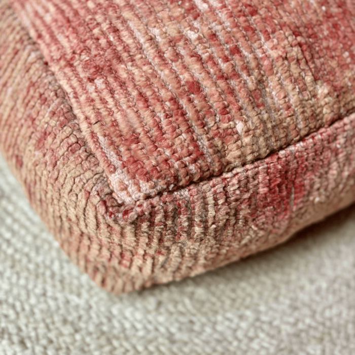 Marokkanischer Pouf in sanftem Rosaton