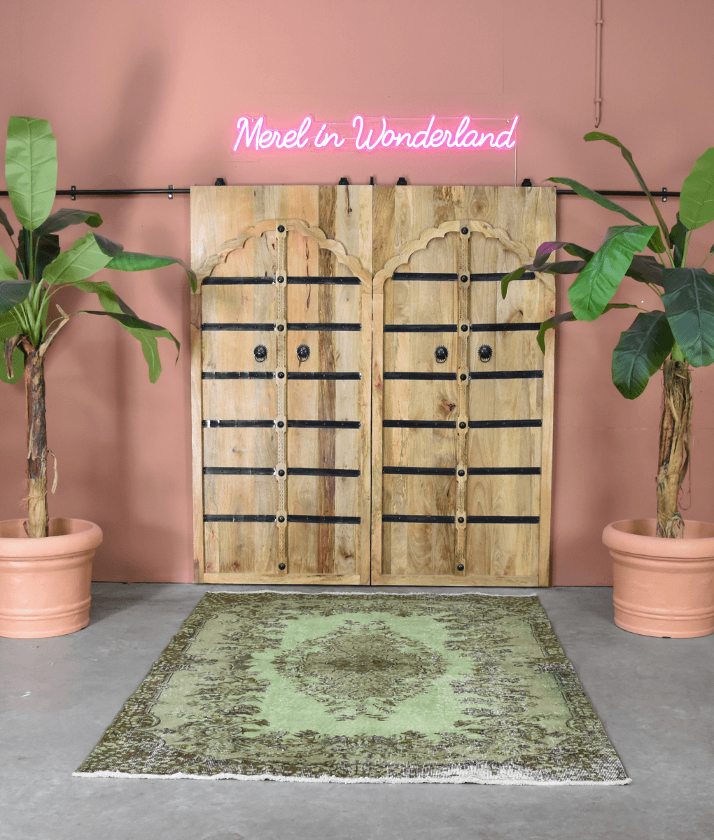 Vintage-Teppich mit den Maßen 163x276 cm