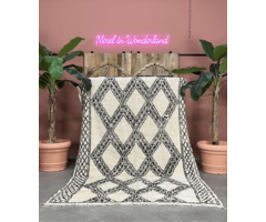 Marokkanischer Teppich in 182 x 275 cm