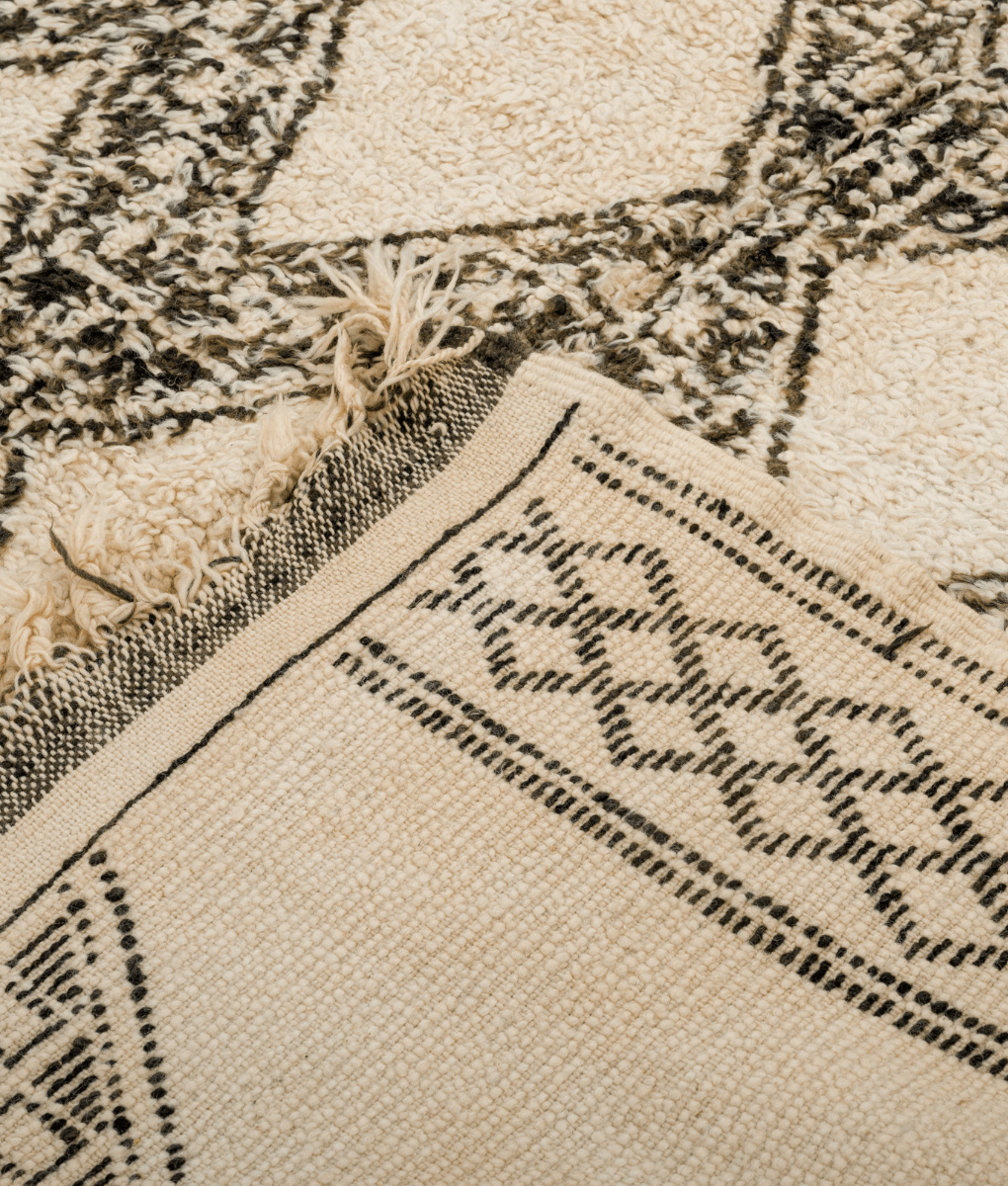 Marokkanischer Teppich in Schwarz-Weiß, Große 182x275cm