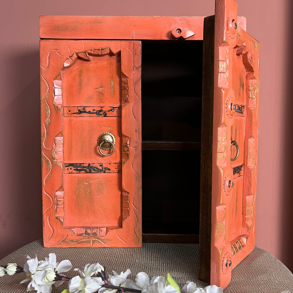 Badezimmerschrank lachsrosa