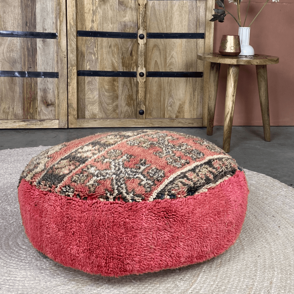 Marokkanischer Sitzhocker um Elin